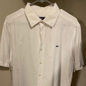 Vineyard Vines short sleeve button down shirt